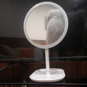 Led makeup mirror